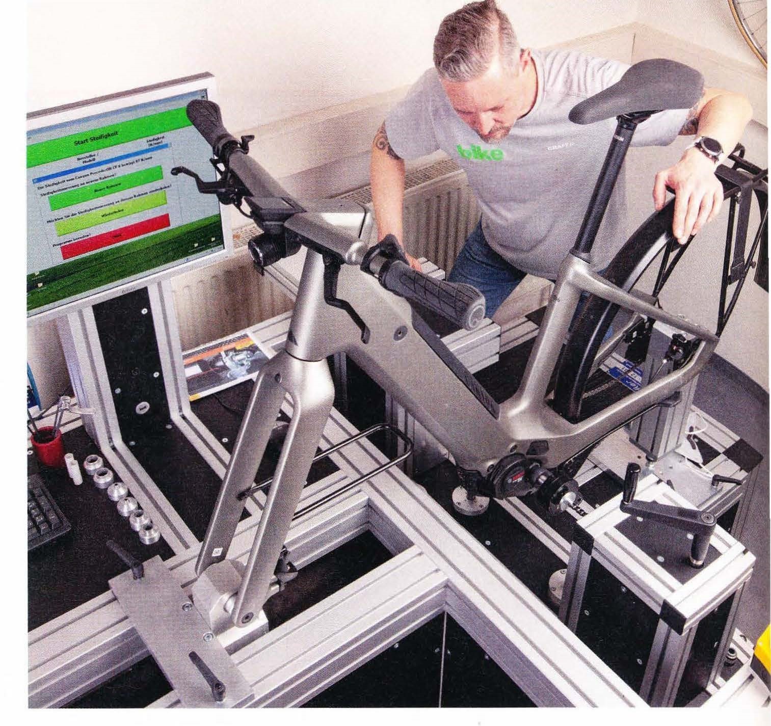 Measuring the frame stiffness Zedler Gruppe